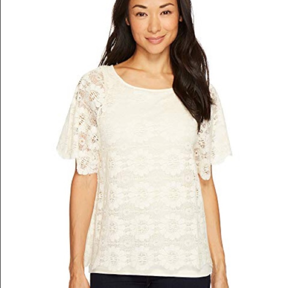 EUC - Lilla P cream lace layered raglan blouse